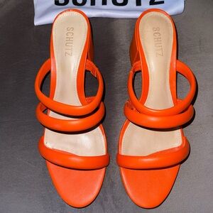 SCHUTZ
Olly Block Heel Leather Sandals